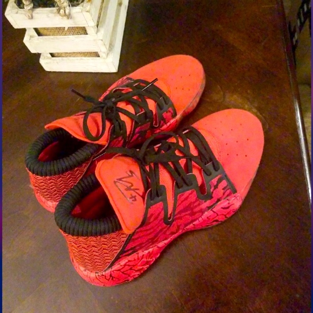 Adidas shoes size 6